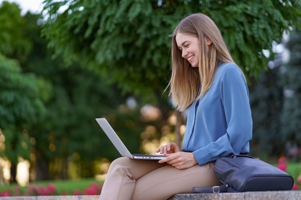 英文自動回覆信、英文電郵